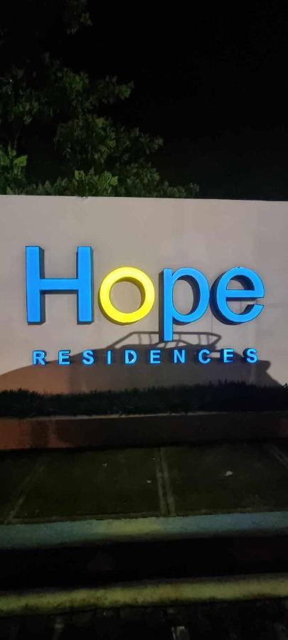 Auberge Condotels At Smdc Hope Residences 特雷塞马蒂雷斯 外观 照片